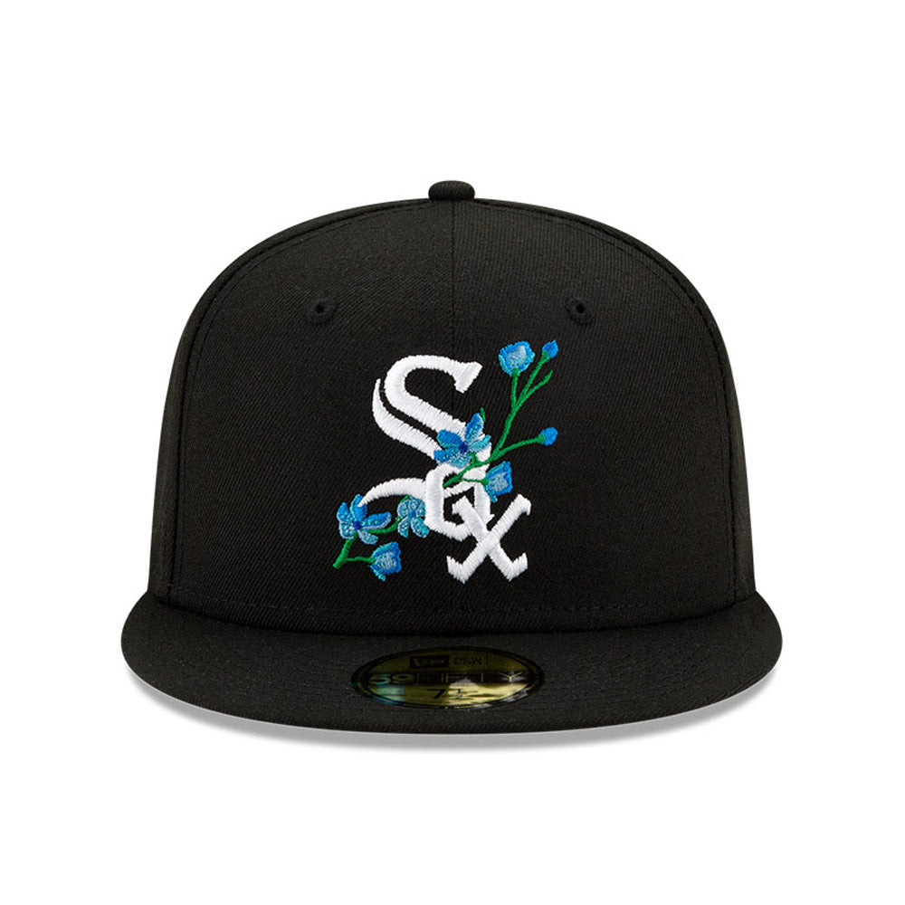 Chicago White Sox Side Patch Bloom Black 59FIFTY Fitted Cap